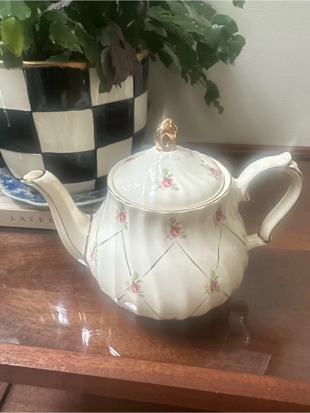 Sadler elegant white